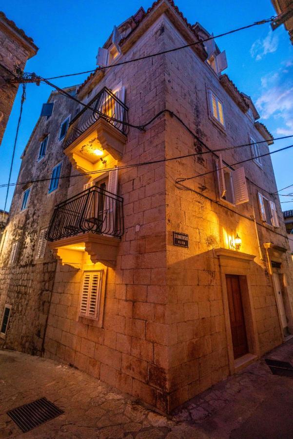 Old Town Makarska Apartments - Central Square Luaran gambar